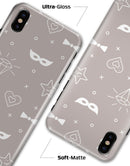 Tan Doodles with Lightning - iPhone X Clipit Case