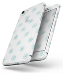 Teal Micro Ship Wheels - Skin-kit for the iPhone 8 or 8 Plus