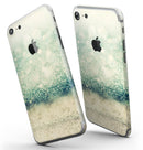 Teal_and_Gold_Unfocused_Orbs_of_Light_-_iPhone_7_-_FullBody_4PC_v3.jpg
