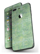 Teeny_Tiny_Green_Watercolor_Polka_Dots_-_iPhone_7_Plus_-_FullBody_4PC_v4.jpg