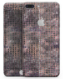 Textured Triangle Pattern - Skin-kit for the iPhone 8 or 8 Plus
