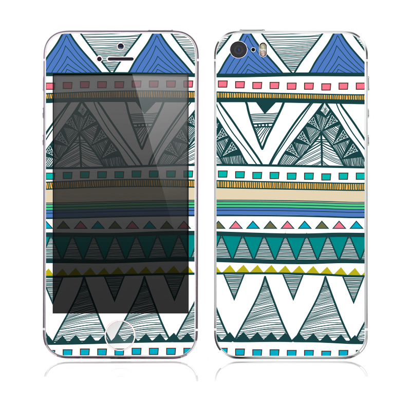 The Abstract Blue and Green Triangle Aztec Skin for the Apple iPhone 5s