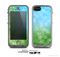 The Abstract Shaped Sparkle Unfocused Blue & Green Skin for the Apple iPhone 5c LifeProof Case