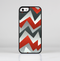 The Abstract ZigZag Pattern v4 Skin-Sert Case for the Apple iPhone 5/5s