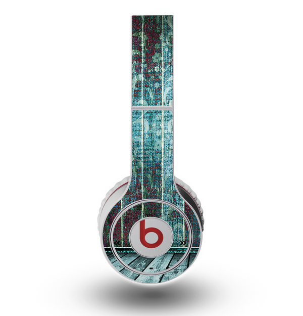 The Aged Blue Victorian Striped Wall Skin for the Original Beats by Dre Wireless Headphones