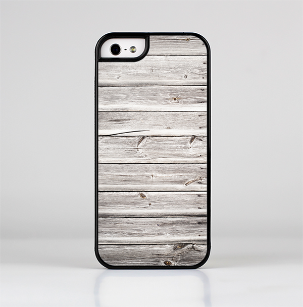 The Aged White Wood Planks Skin-Sert Case for the Apple iPhone 5/5s