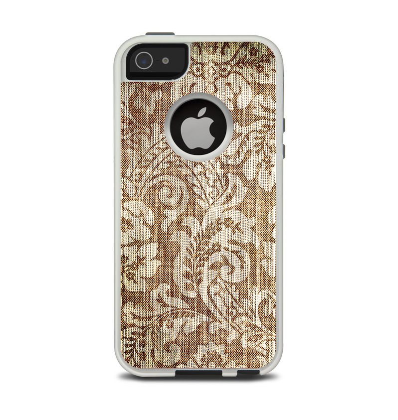 The Antique Floral Lace Pattern Apple iPhone 5-5s Otterbox Commuter Case Skin Set