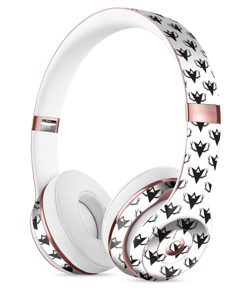 The Arrowhead Antlers All Over Pattern Full-Body Skin Kit for the Beats by Dre Solo 3 Wireless Headphones