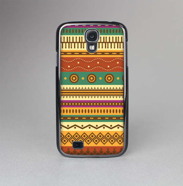 The Aztec Tribal Vintage Tan and Gold Pattern V6 Skin-Sert Case for the Samsung Galaxy S4