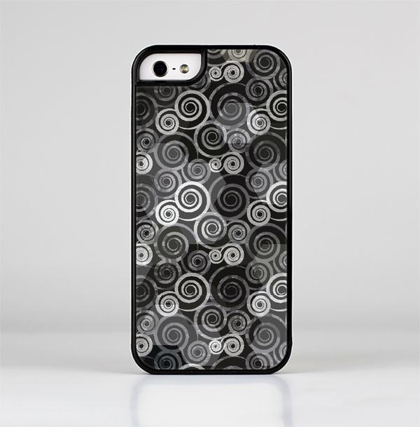 The Back & White Abstract Swirl Pattern Skin-Sert Case for the Apple iPhone 5/5s