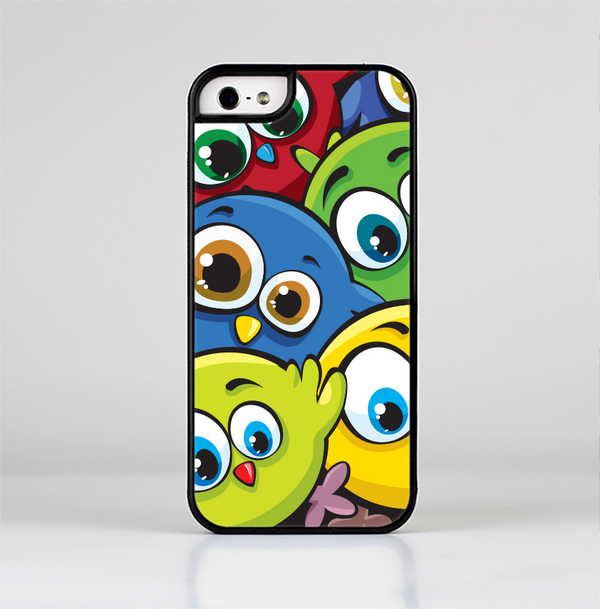 The Big-Eyed Highlighted Cartoon Birds Skin-Sert Case for the Apple iPhone 5/5s