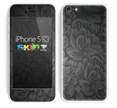 The Black & Gray Dark Lace Floral Skin for the Apple iPhone 5c
