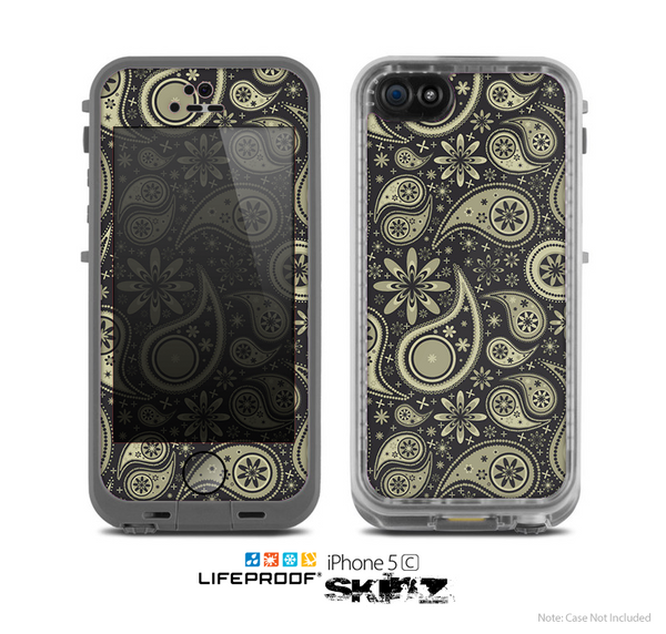 The Black & Vintage Green Paisley Skin for the Apple iPhone 5c LifeProof Case