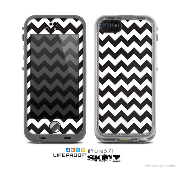 The Black & White Chevron Pattern Skin for the Apple iPhone 5c LifeProof Case