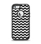 The Black & White Chevron Pattern V2 Apple iPhone 5-5s Otterbox Defender Case Skin Set