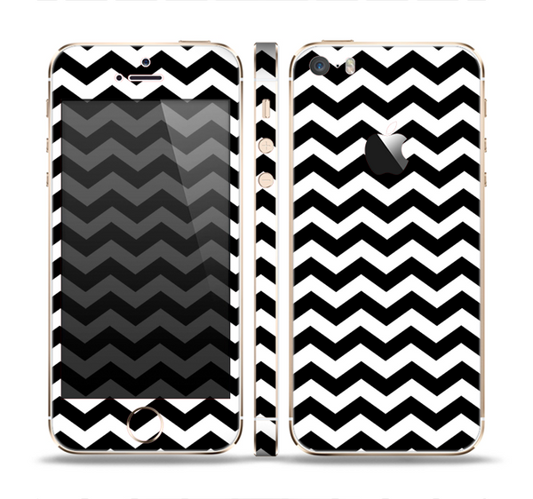 The Black & White Chevron Pattern V2 Skin Set for the Apple iPhone 5s