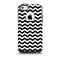 The Black & White Chevron Pattern V2 Skin for the iPhone 5c OtterBox Commuter Case