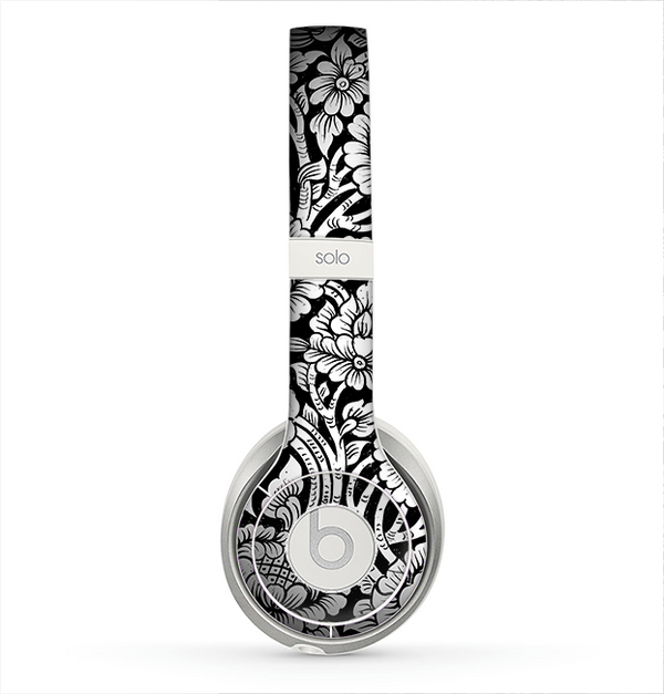 The Black & White Mirrored Floral Pattern V2 Skin for the Beats by Dre Solo 2 Headphones