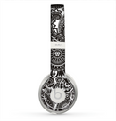 The Black & White Paisley Pattern V1 Skin for the Beats by Dre Solo 2 Headphones