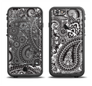 The Black and White Paisley Pattern V6 Apple iPhone 6/6s LifeProof Fre Case Skin Set