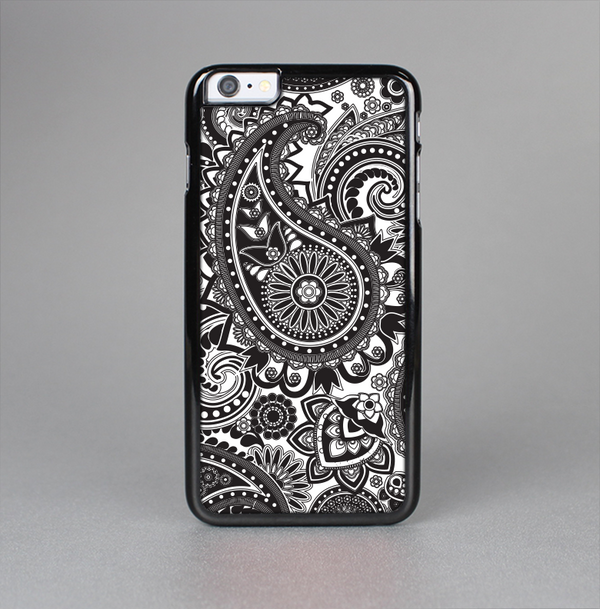 The Black and White Paisley Pattern V6 Skin-Sert Case for the Apple iPhone 6