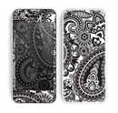The Black and White Paisley Pattern V6 Skin for the Apple iPhone 5c