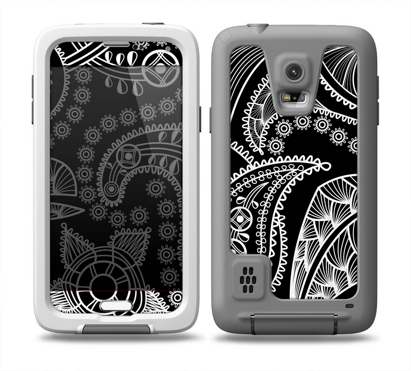 The Black and White Paisley Pattern v14 Skin for the Samsung Galaxy S5 frē LifeProof Case