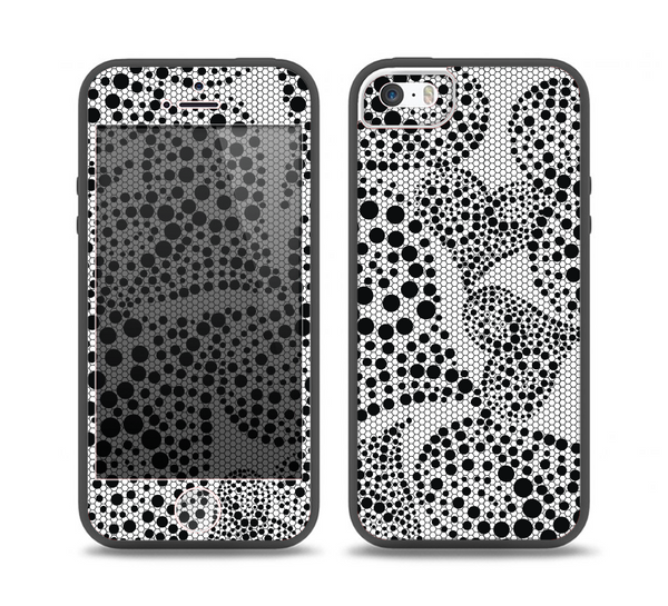 The Black and White Spotted Hearts Skin Set for the iPhone 5-5s Skech Glow Case