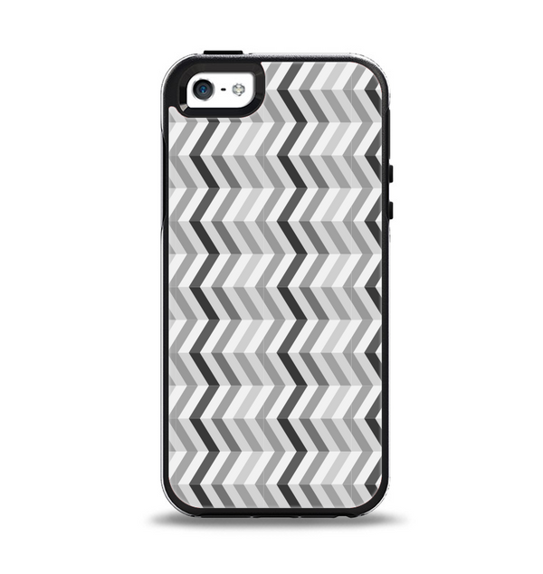 The Black and White Thin Lined ZigZag Pattern Apple iPhone 5-5s Otterbox Symmetry Case Skin Set