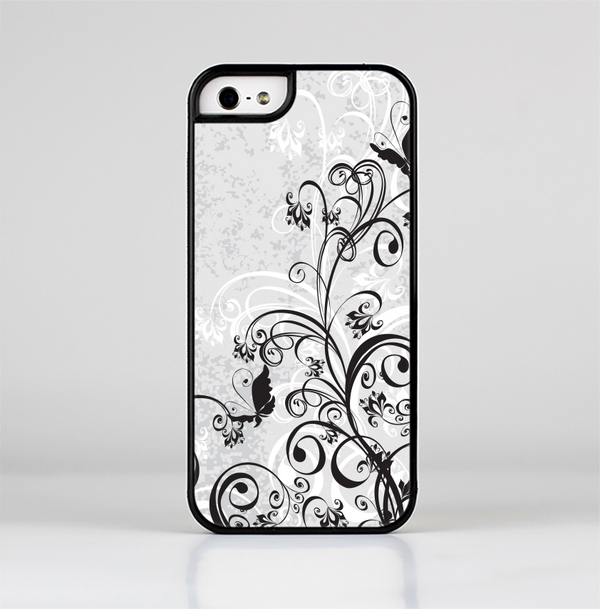 The Black and White Vector Butterfly Floral Skin-Sert Case for the Apple iPhone 5/5s