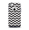 The Black and White Zigzag Chevron Pattern Apple iPhone 5c Otterbox Commuter Case Skin Set