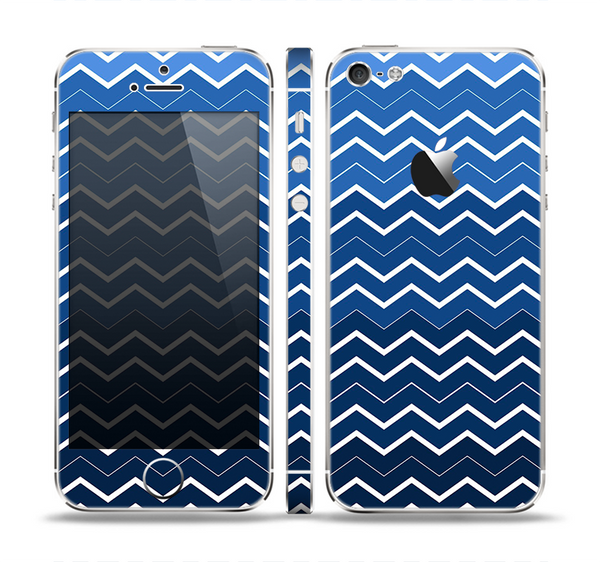 The Blue Gradient Layered Chevron Skin Set for the Apple iPhone 5