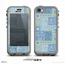 The Blue Patched Paisley Pattern Skin for the iPhone 5c nüüd LifeProof Case