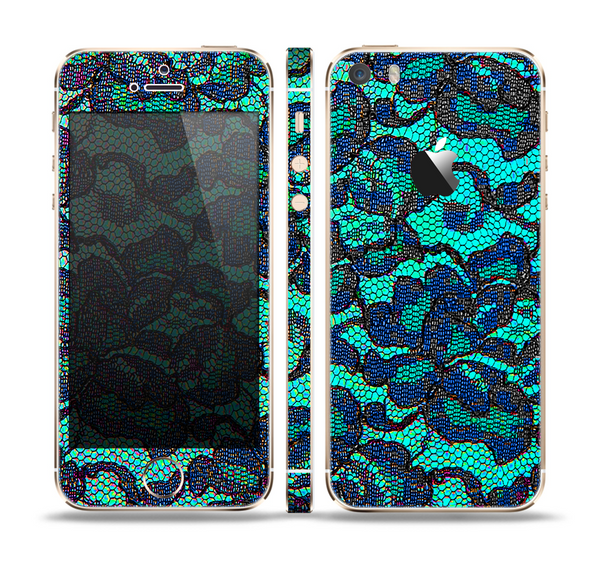 The Blue & Teal Lace Texture Skin Set for the Apple iPhone 5s
