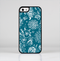 The Blue & White Floral Sketched Lace Patterns v21 Skin-Sert Case for the Apple iPhone 5/5s