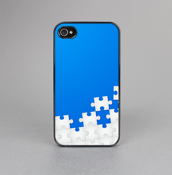 The Blue & White Scattered Puzzle Skin-Sert for the Apple iPhone 4-4s Skin-Sert Case