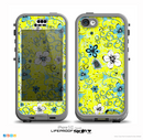 The Blue and White Floral Laced Pattern On Yellow Skin for the iPhone 5c nüüd LifeProof Case
