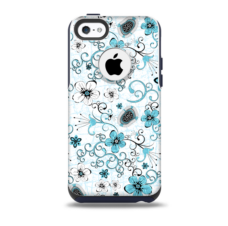 The Blue and White Floral Laced Pattern Skin for the iPhone 5c OtterBox Commuter Case