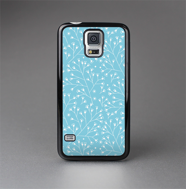 The Blue and White Twig Pattern Skin-Sert Case for the Samsung Galaxy S5
