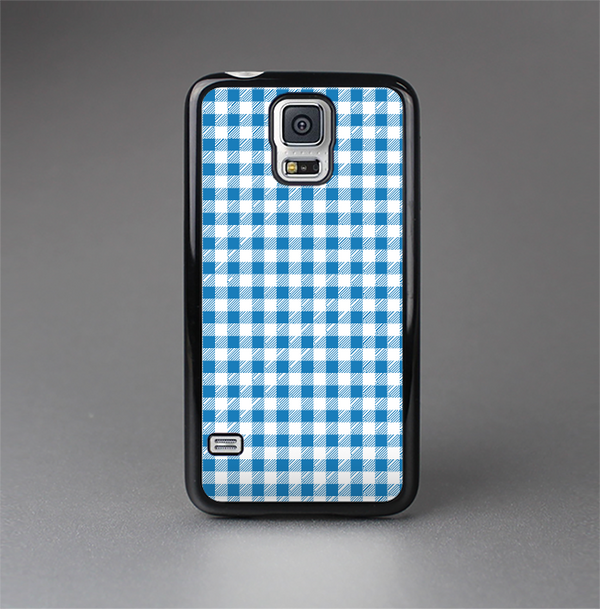 The Blue and White Woven Plaid Pattern Skin-Sert Case for the Samsung Galaxy S5