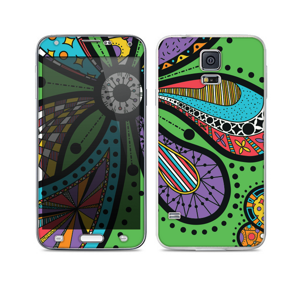 The Bold Paisley Flower Skin For the Samsung Galaxy S5