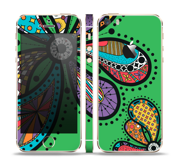 The Bold Paisley Flower Skin Set for the Apple iPhone 5s