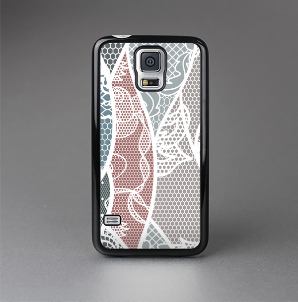 The Brown and Teal Lace Design Skin-Sert Case for the Samsung Galaxy S5