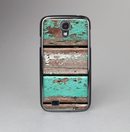 The Chipped Teal Paint On Wood Skin-Sert Case for the Samsung Galaxy S4