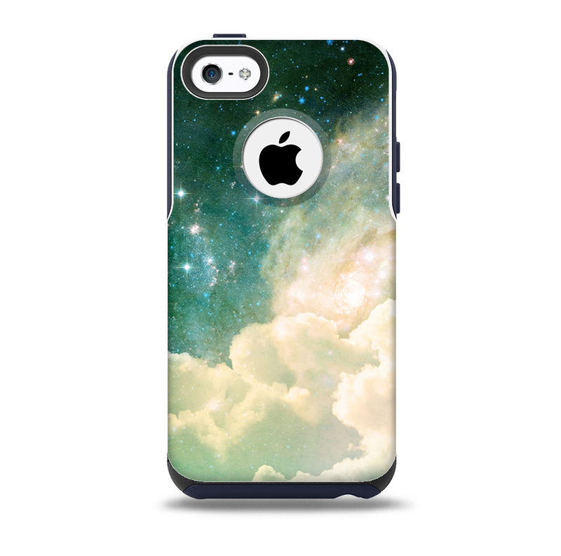 The Cloudy Abstract Green Nebula Skin for the iPhone 5c OtterBox Commuter Case