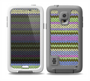The Knitted Snowflake Fabric Pattern Skin for the Samsung Galaxy S5 frē LifeProof Case