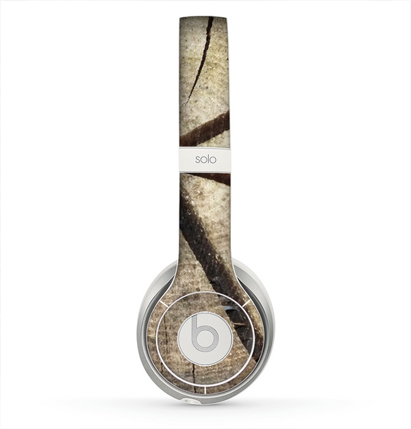 The Cracked Wooden Stump Skin for the Beats by Dre Solo 2 Headphones