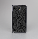 The Dark Gray & Black Paisley Skin-Sert Case for the Samsung Galaxy Note 3