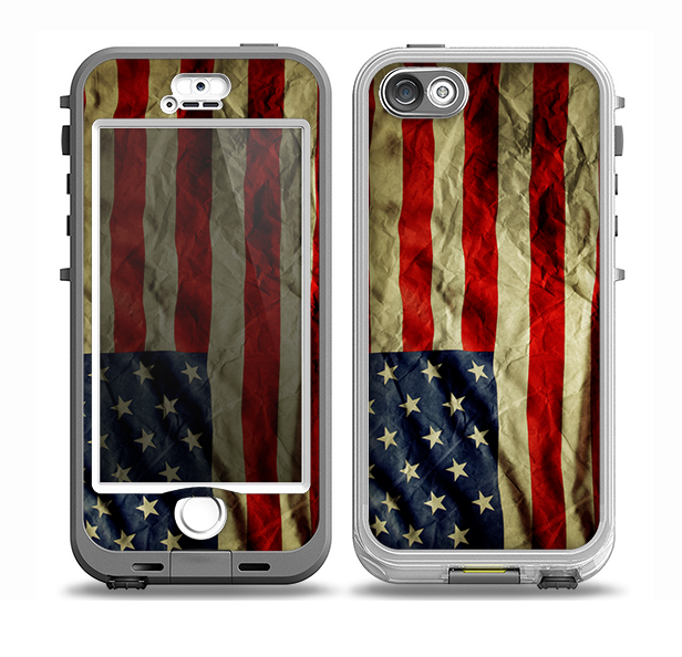 The Dark Wrinkled American Flag Skin for the iPhone 5-5s nüüd LifeProof Case
