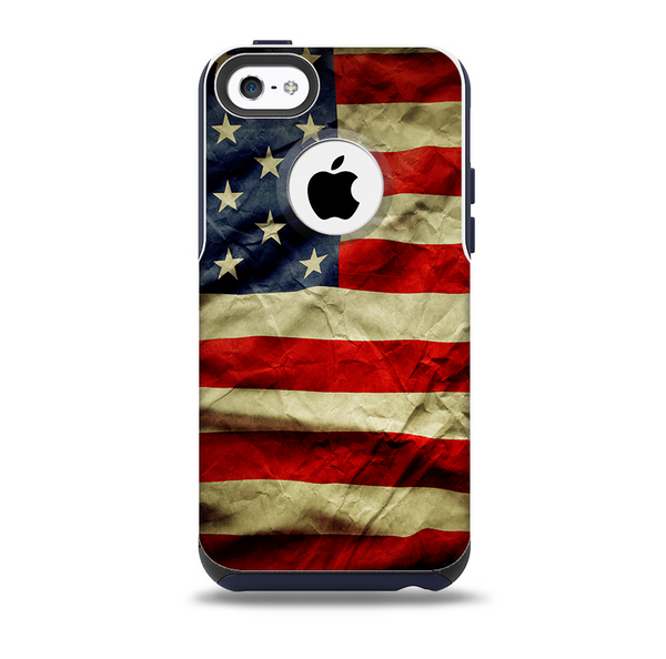 The Dark Wrinkled American Flag Skin for the iPhone 5c OtterBox Commuter Case